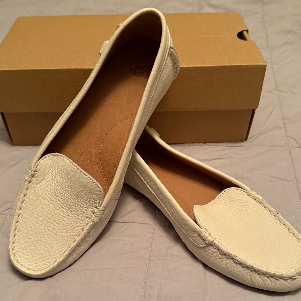 UGG Women's Flores White Leather Driving Loafers - Size 6